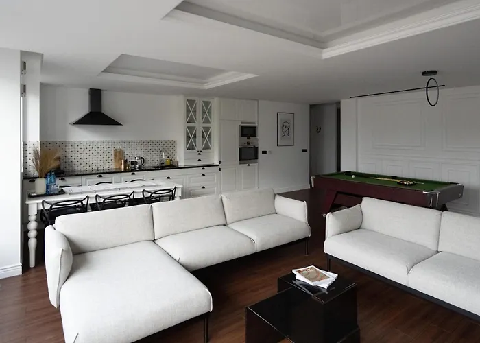 Sixteen Szafarnia Appartement *